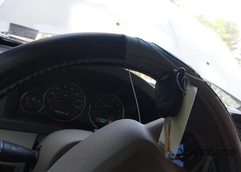 2005 Jeep Grand Cherokee Limited from USA, damaged, VIN 1J8HR58225C639457